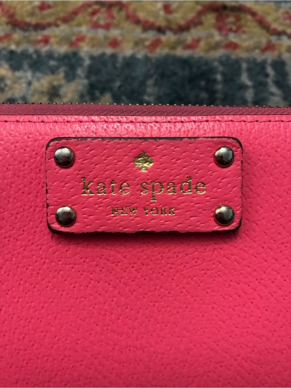 Kate spade bright pink zip-around leather wallet - Picture 3 of 7